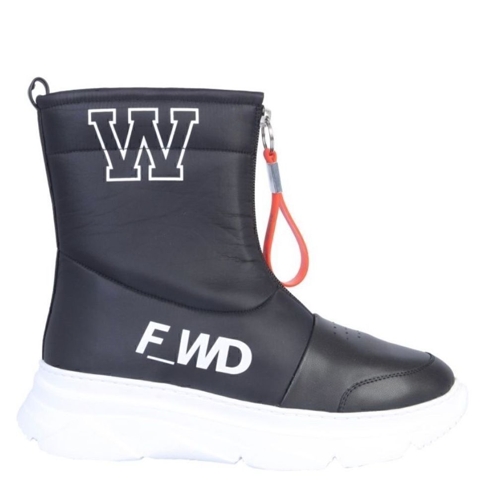 FORWARD F_WD FAUX LEATHER BOOT WITH ZIP for Women in Black NWOB Size 40/10